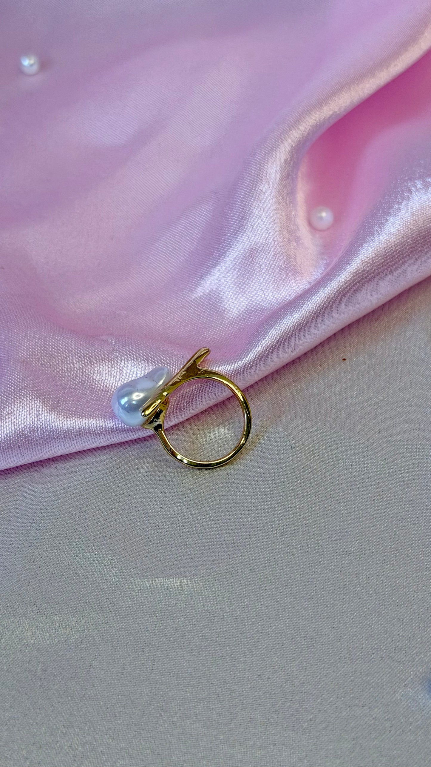 Trustora Moonstone Ring