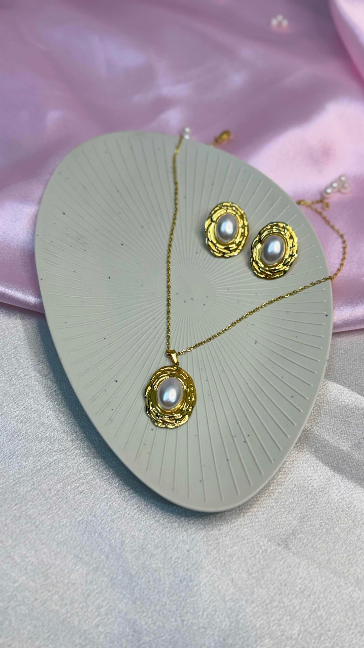 Trustora Celeste Jewellery Set