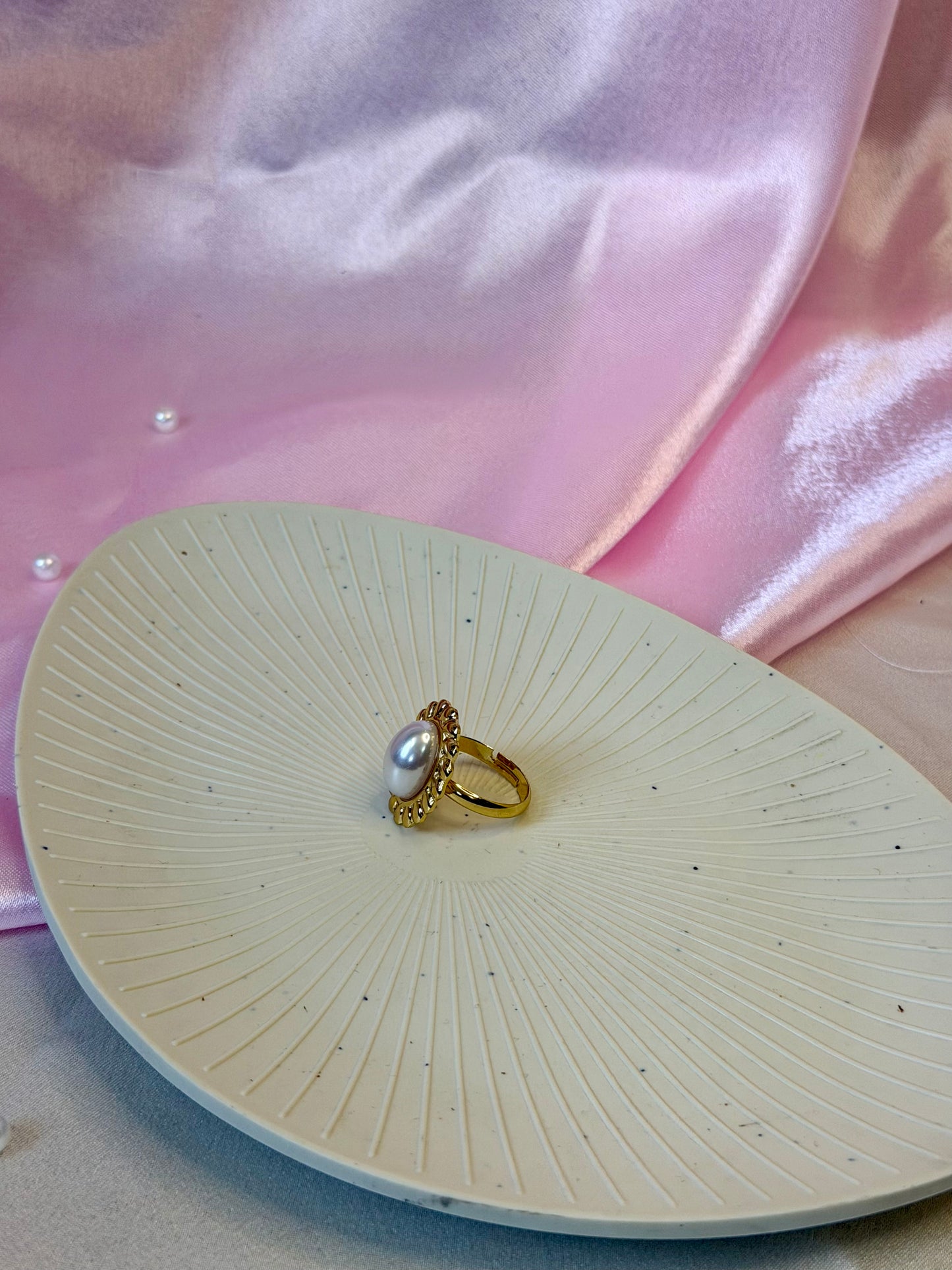 Trustora Aurora Pearl Ring