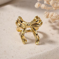 Trustora Royal Vine Ring