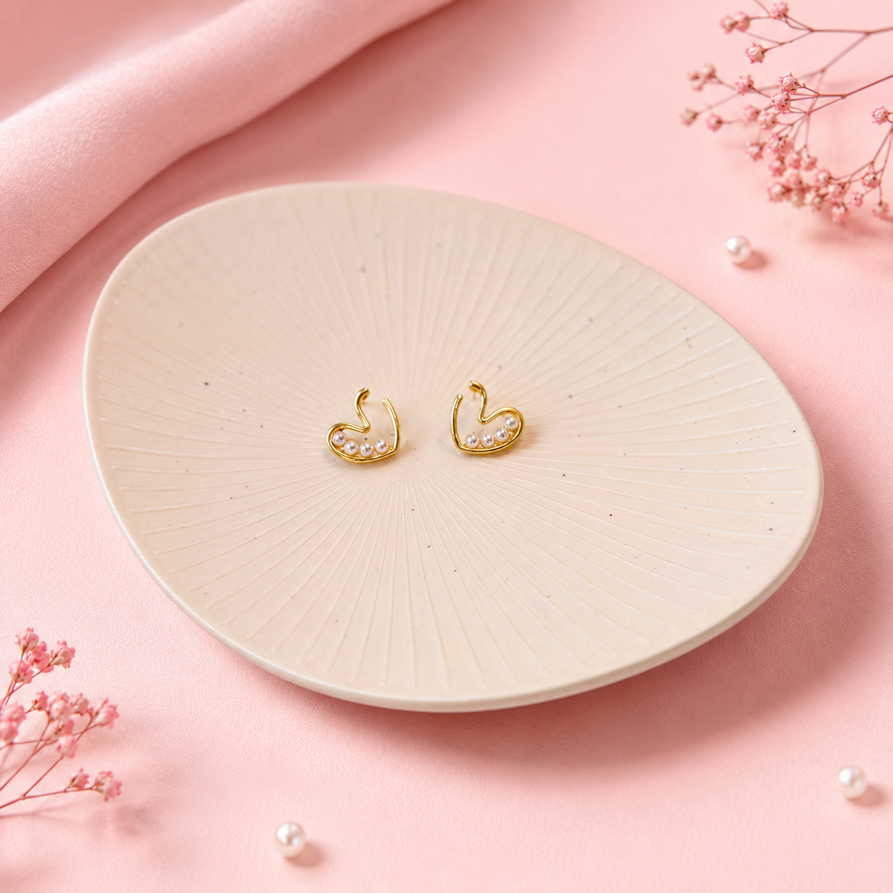 Trustora Pearl Muse Earrings