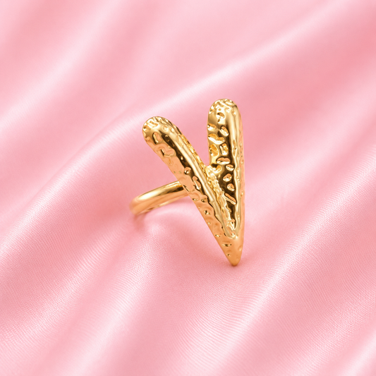 Trustora Crown Twist Ring