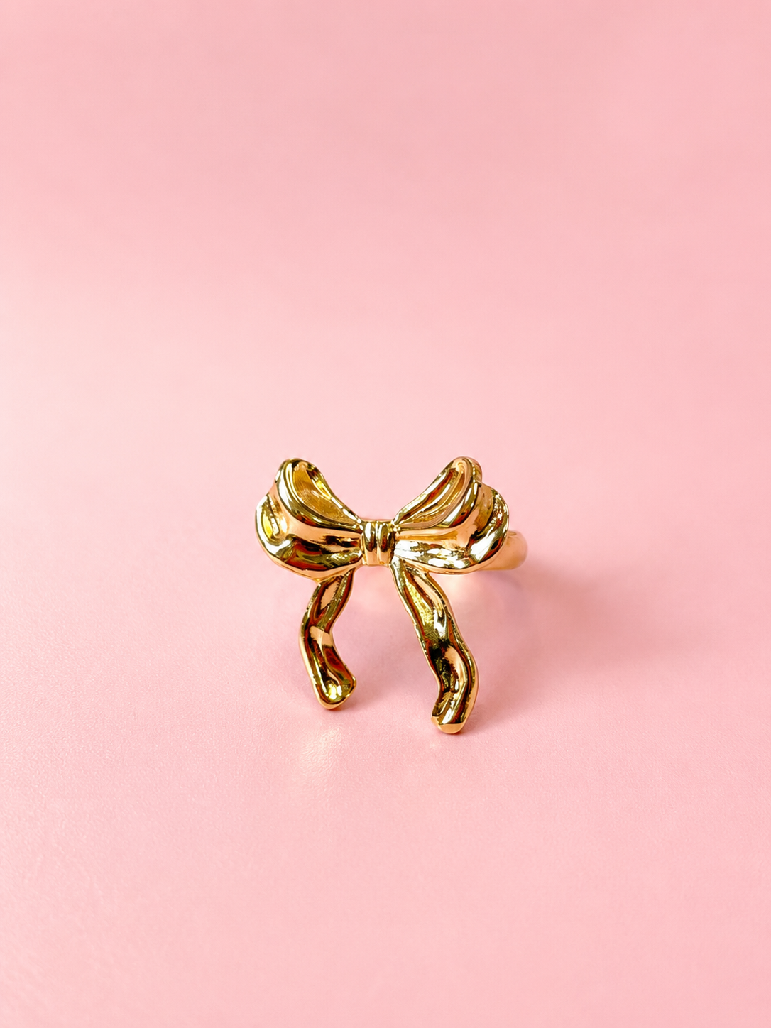 Trustora Royal Vine Ring